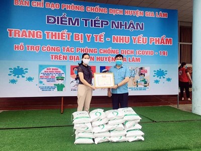 Trường Mầm non Kim Lan chung tay hỗ trợ Gạo ủng hộ phòng chống dịch Covid 19 hưởng ứng hỗ trợ hoạt động “Cây ATM Gạo- Nghĩa tình Gia Lâm”. 